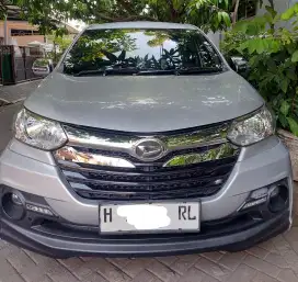 Xenia R sporty tahun 2018 silver