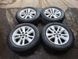 Velg mobil innova r16