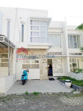 DIJUAL Rumah Bagus Perum One Gate Sistem Pakai Japan Paving Malang