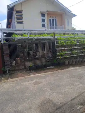 Kost Putri di Kayutangi
