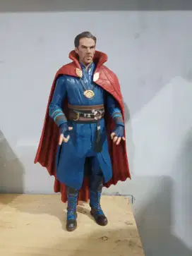 Preloved jual cepat action figure Doctor Strange original marvel