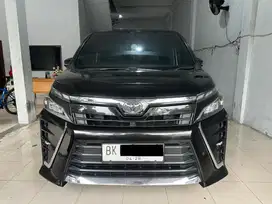 Toyota Voxy 2.0 Matic 2018