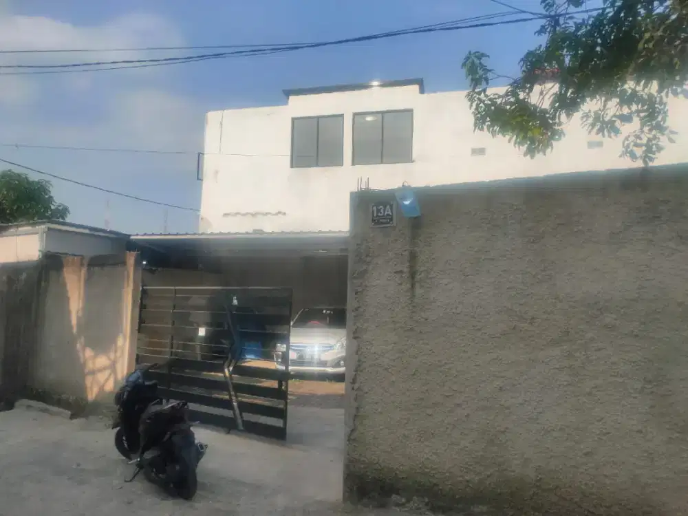 Dijual Tanah dan Bangunan Garasi sebelah Institut Madani Nusantara