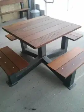 Meja Kursi Cafe Kafe Besi Kokoh aplikasi papan anti rayap