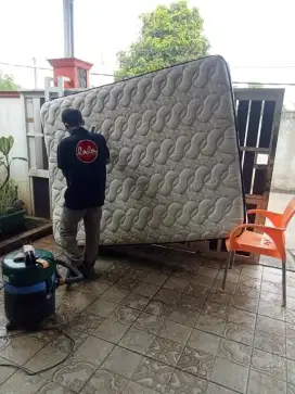 Jasa cuci kasur sofa jok mobil kursi kantor dll