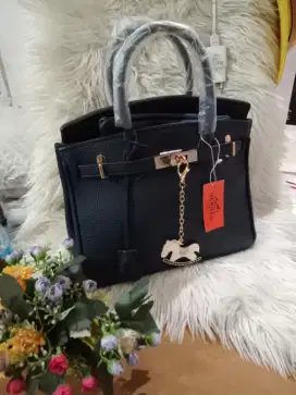 Tas fashion wanita HERMES