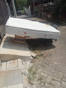 Jasa cuci kasur sofa jok mobil kursi kantor dll