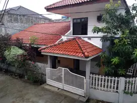 Rumah Kelapa gading dibawah harga pasar nego ada kost dan sewa parkir