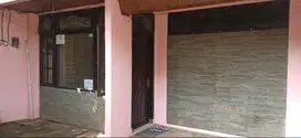 DISEWAKAN RUMAH 2 LANTAI LOKASI STRATEGIS DAERAH CIPINANG MUARA