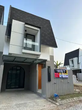 Dijual Villa / Rumah BARU JADI GRESS, Project by Kingspark 8 (Batu)