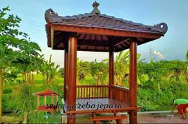 GAZEBO KAYU GLUGU