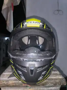 Helm Zeus 813 fullface