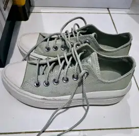 Sepatu Converse