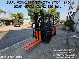 Jual Forklift Toyota 3 Ton-8FD bekas dipakai sendiri