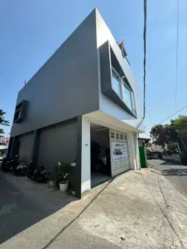 Dijual Rumah modern minimalis di Pondok Kelapa Jakarta timur