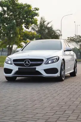 Mercedes Benz C300 AMG Line (W205)