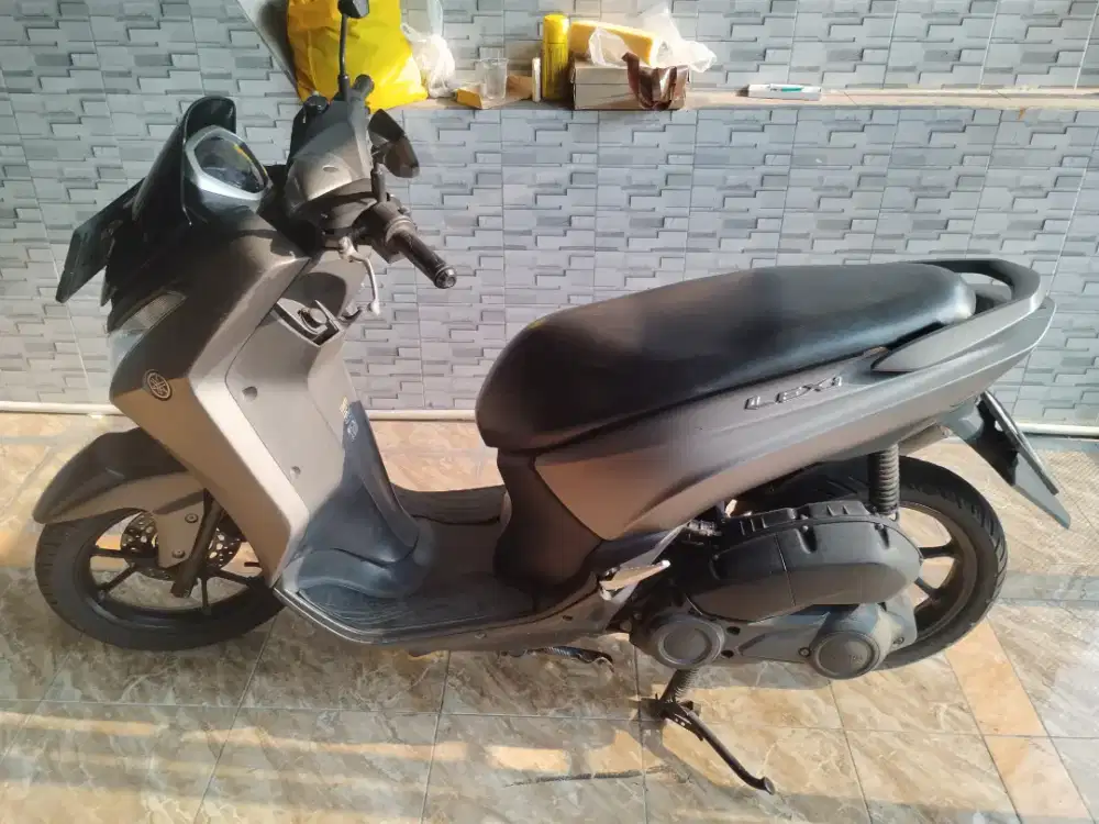 JUAL YAMAHA LEXI ABU ABU 2018