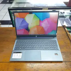 HP Pavilion 15-eh0050wm AMD Ryzen 5-4500U Ram 8GB SSD 512GB 15 FHD