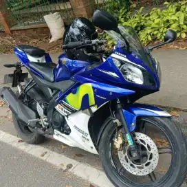 Yamaha R15 v2 2016