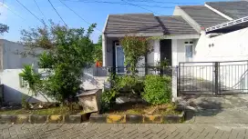 Dijual / Take Over/ Disewakan Rumah Permata Tangerang Blok AE