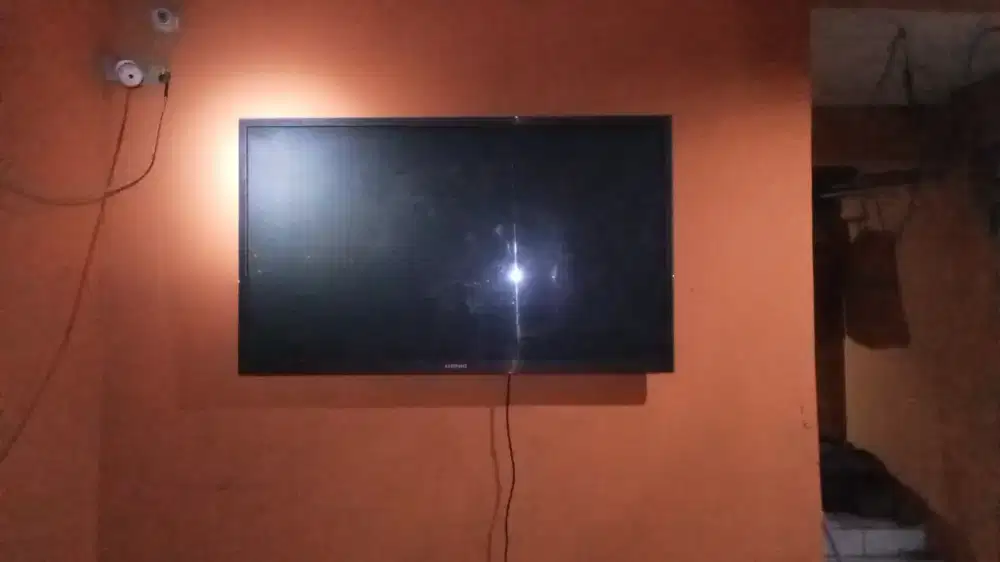 Breket/bracket/braket tv led/LCD 50-65inci+ pasang