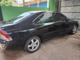 Volvo Sedan S-60 2004