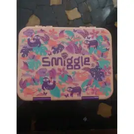 LUNCH BOX SMIGGLE Large
