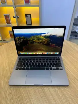 Macbook Pro 2020 13 Inch M1 RAM 8/256GB