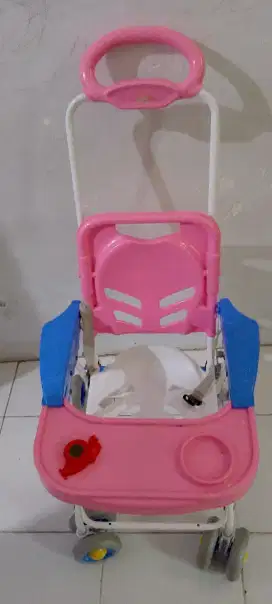 Baby chair pink