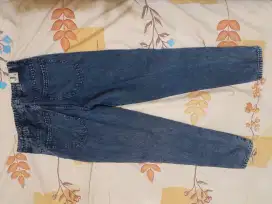 Celana Levis Jiniso Wanita