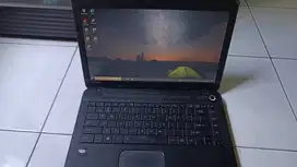 DIJUAL LAPTOP TOSHIBA C40D-A BEKAS