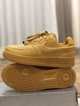 Sepatu Nike x Ambush Khaki