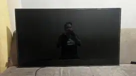 Samsung Smart TV 49” NU7100K UHD 4KCrystal