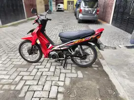 F1ZR Sporty 2003 Merah