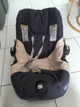 Carseat bayi chicco preloved