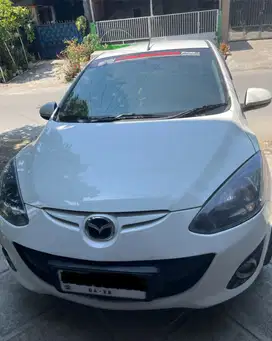 Dijual Mazda2 Sport Putih Cantik Menarik