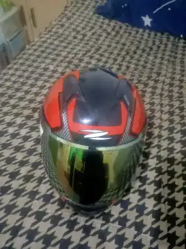 Helm Zeus Speedster