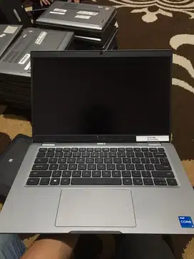 Laptop DELL 5320 core i5 gen 11  Ram 8/512