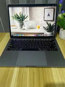 Macbook Pro 2019 i5 16 128gb