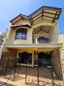 Dijual rumah dengan kondisi sangat terawat