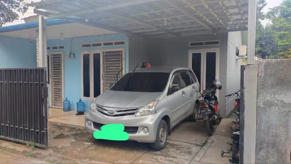 Dijual rumah, murah, posisi strategis, bebas banjir