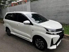 Toyota Avanza Veloz, AT, Putih, 2019