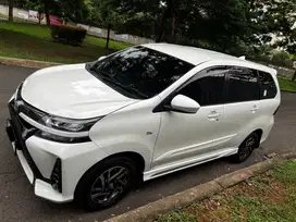 Toyota Avanza Veloz asli, AT, Putih, 2019