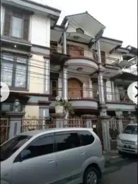 Rumah murah tp mewah 3 Lantai Di Perumnas Klender, Duren Sawit