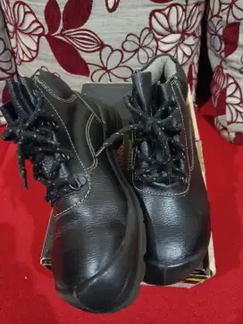 Sepatu Kings KWD 901X