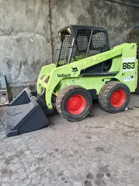 SKID LOADER BOBCAT