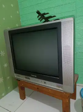 Jual tv Toshiba tabung 21inch lokasi cipondoh makmur Tangerang