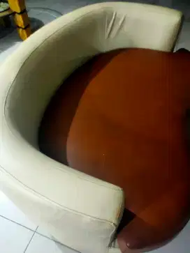 Sofa Rumah Kondisi Baik