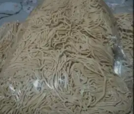 Mie mentah untuk bakmi ayam 1 kg isi 10