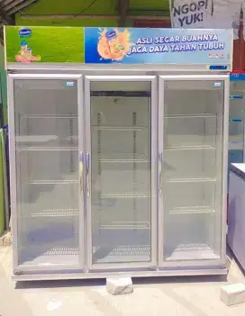 Showcase ready dua dan tiga pintu